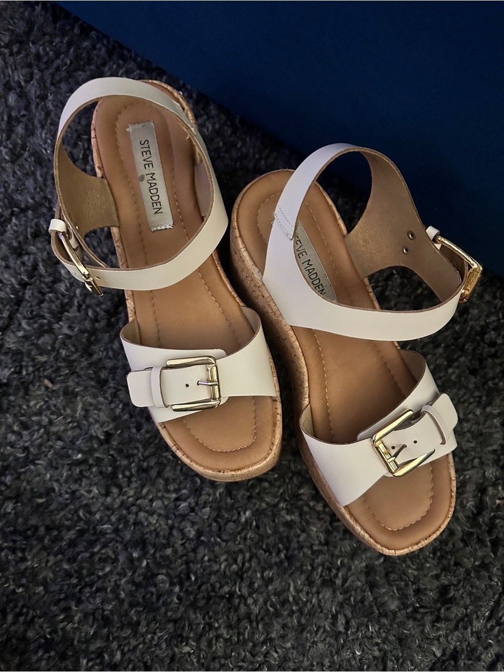 Steve Madden White Leather Buckle Strap Sandals